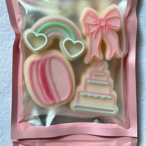 Stoney Clover Lane Fawn Doe exclusive-High Tea Collection Straw Toppers Set of 4